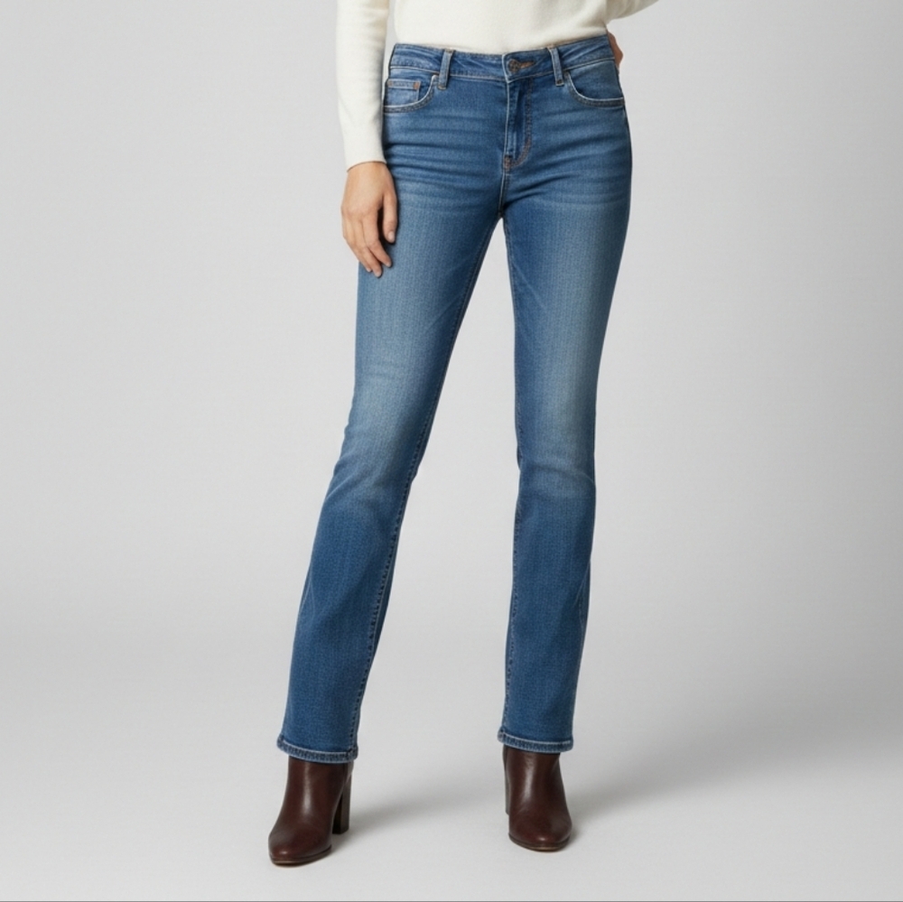 Maurice’s Medium Wash Low Rise Bootcut Original Jeans SZ 13/14